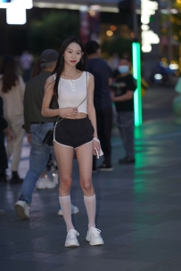 【精选街拍】Vol.3309 运动装黑白搭配 [117P-1.70GB]