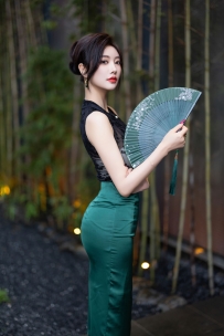 【遇糖圈】No.105_#杨晨晨_反差贵妇_内购无水版_[100P-2.61GB]