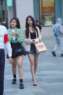 【精选街拍】Vol.2781 靓丽的牛仔裙小姐姐 [155P-2.24GB]