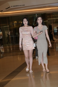 【精选街拍】Vol.3254 气质裙装闺蜜 [116P-2.61GB]