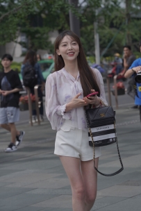 【精选街拍】Vol.2428 甜美长腿女孩 [130P-1.49GB]