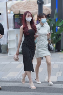 【精选街拍】Vol.3022 黑色吊带长裙 [104P-1.08GB]