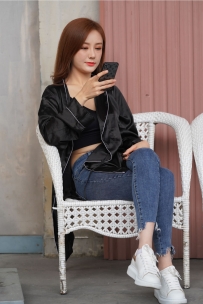 【精选街拍】Vol.2440 蓝色紧牛 [61P-1.07GB]