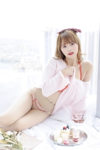 【遇糖圈】No.123_#张思允Nice_粉色毛衣_内购无水版_[60P-1.91GB]